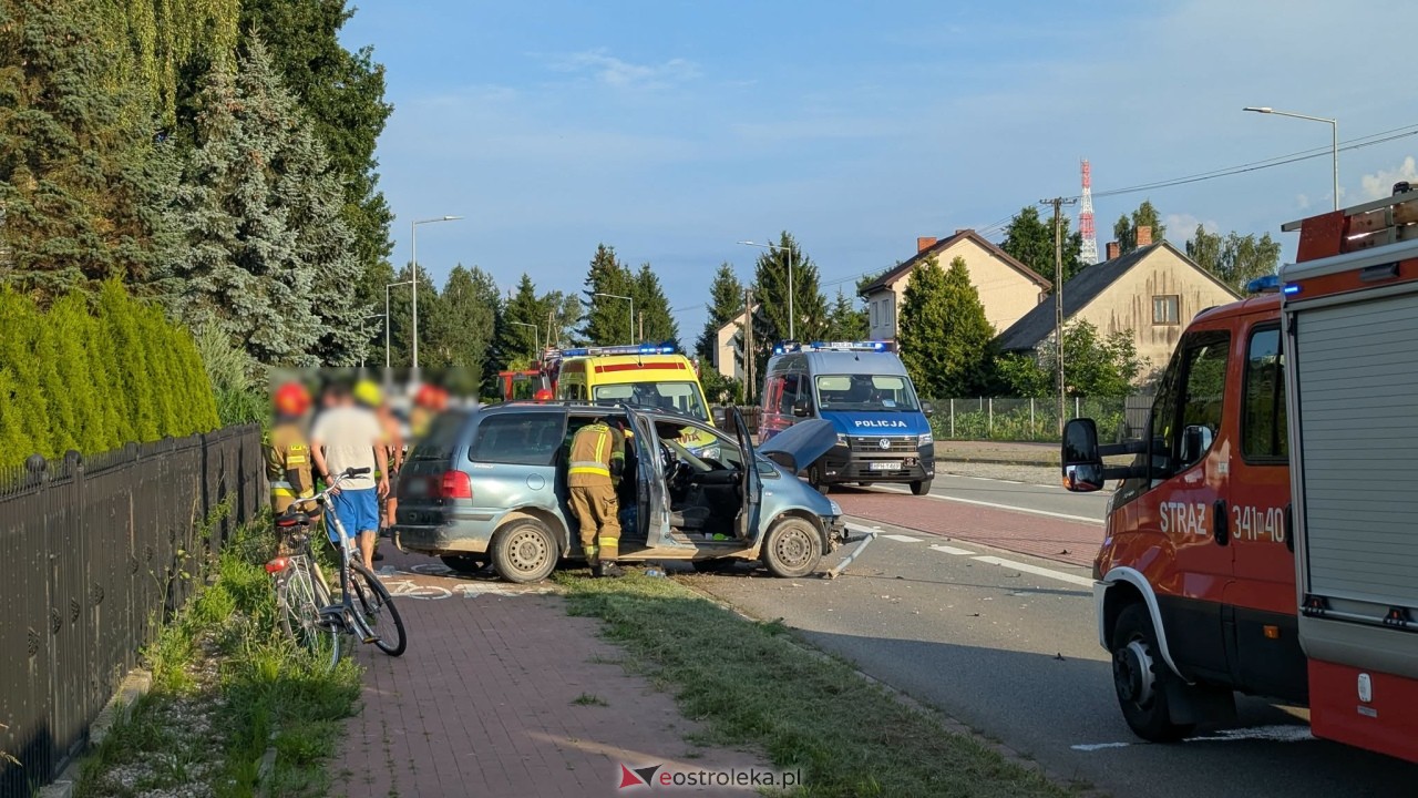 Wypadek w Drężewie [21.07.2025] - zdjęcie #2 - eOstroleka.pl