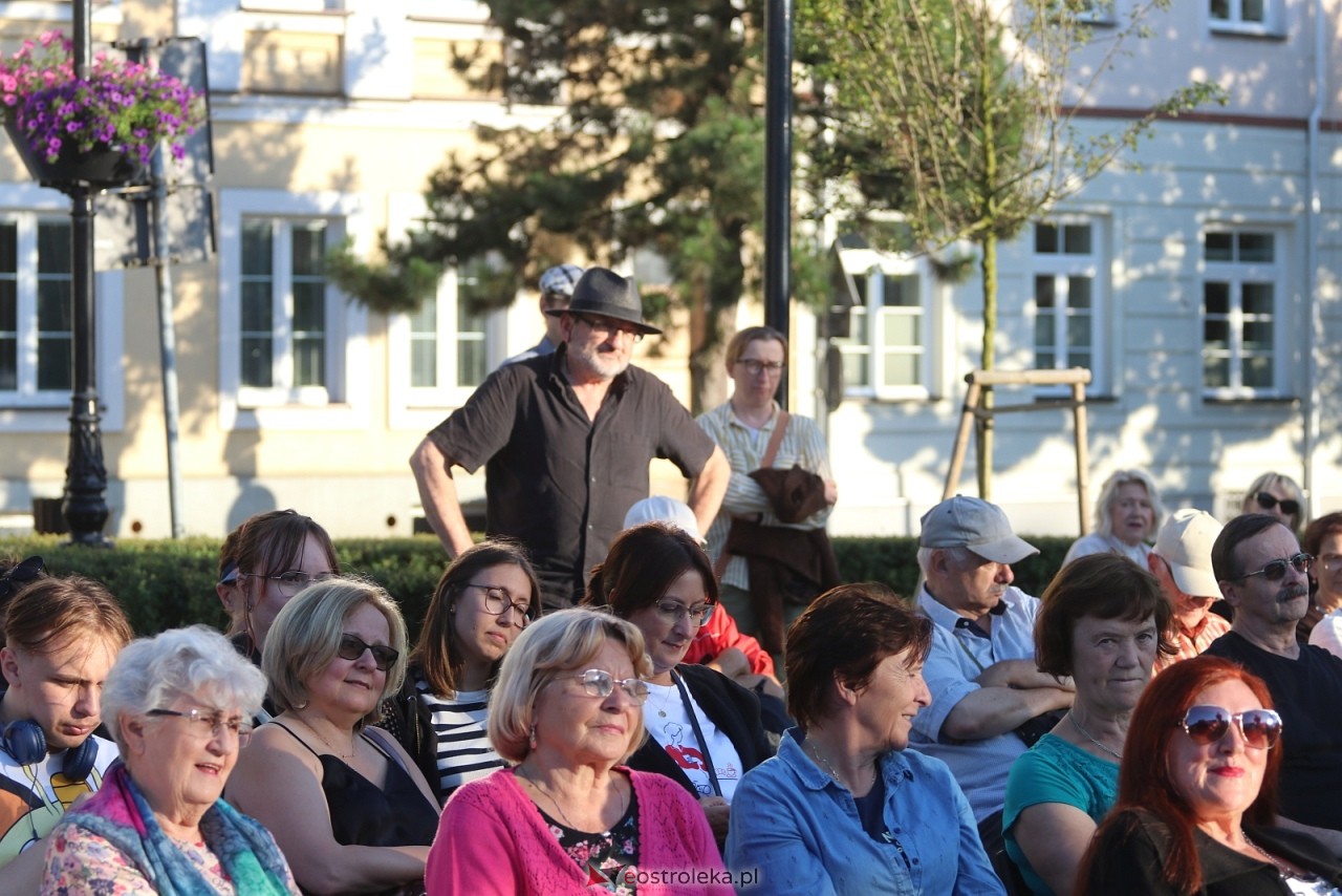 Art Czwartek - Chłopcy kontra Basia [24.07.2025] - zdjęcie #14 - eOstroleka.pl