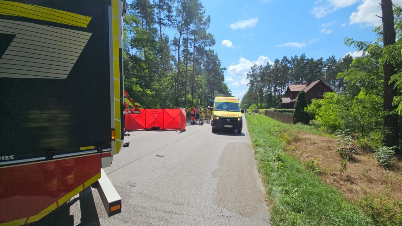 Wypadek na trasie Łyse - Wejdo [26.07.2025] - zdjęcie #17 - eOstroleka.pl