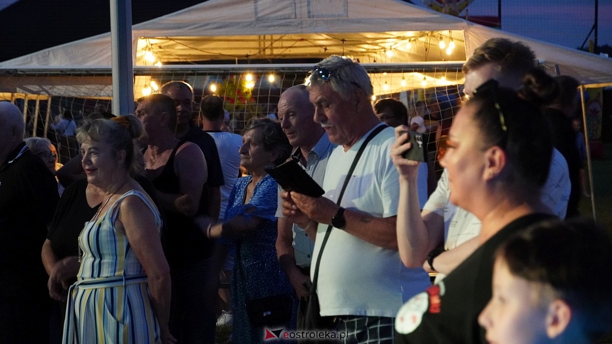Letnia Potańcówka w Durlasach [26.07.2025] - zdjęcie #42 - eOstroleka.pl