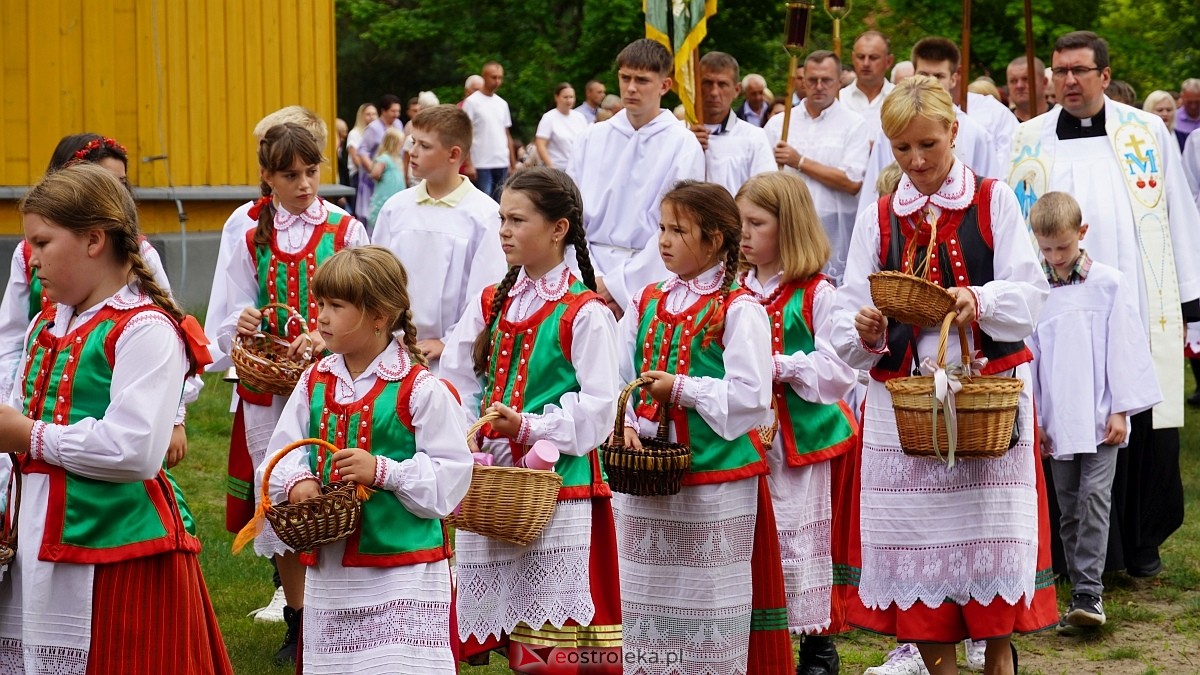 Święto Barci na Mazowszu czyli odpust św. Anny w Dąbrówce [27.07.2025] - zdjęcie #139 - eOstroleka.pl