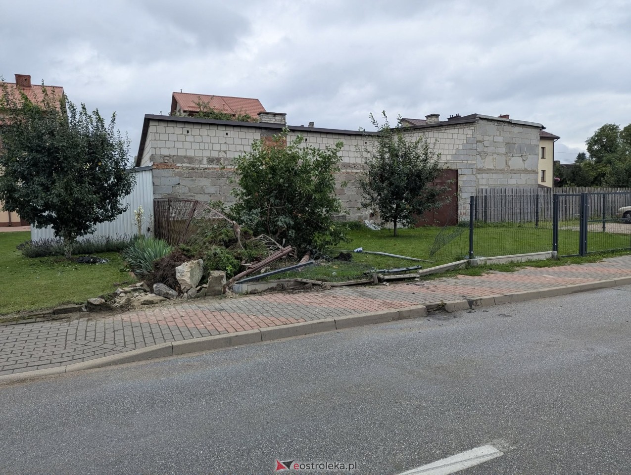 Wypadek na ulicy Kaczyńskiej w Ostrolęce [29.07.2025] - zdjęcie #6 - eOstroleka.pl