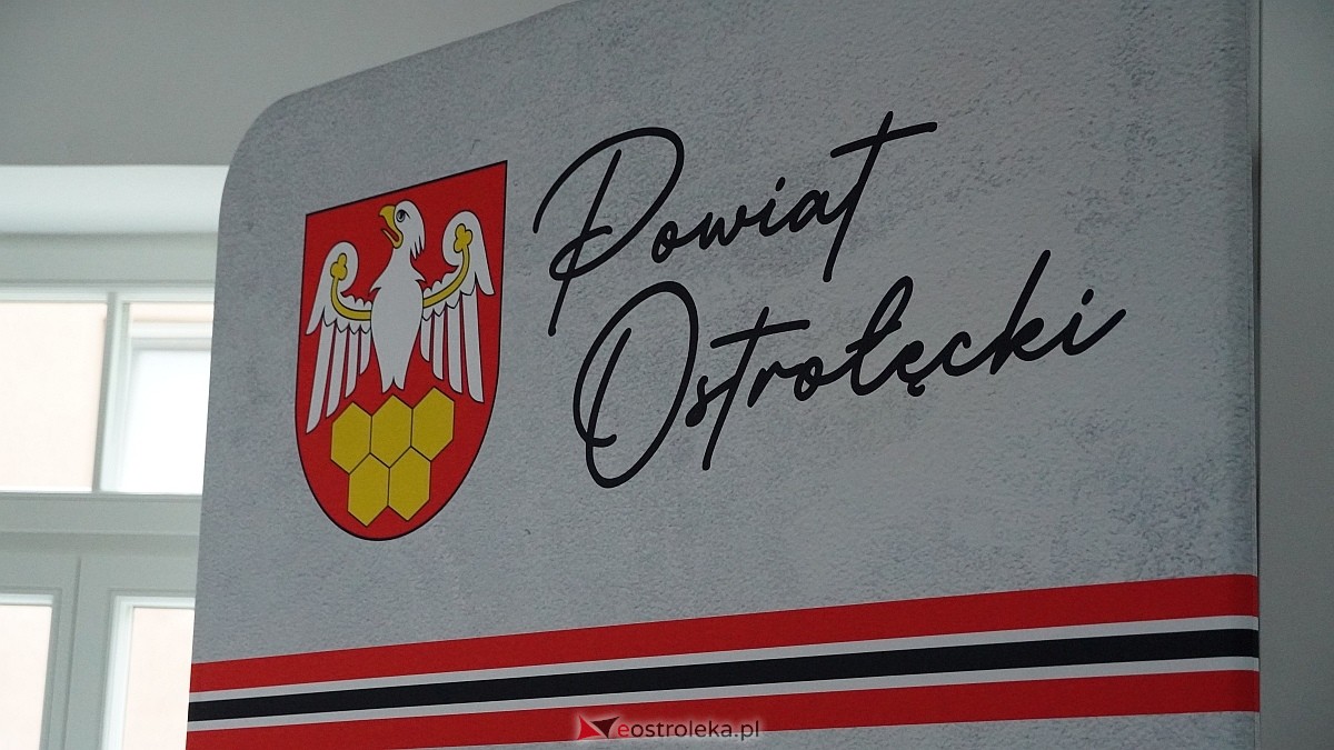 XVII sesja Rady Powiatu w Ostrołęce [29.07.2025] - zdjęcie #1 - eOstroleka.pl