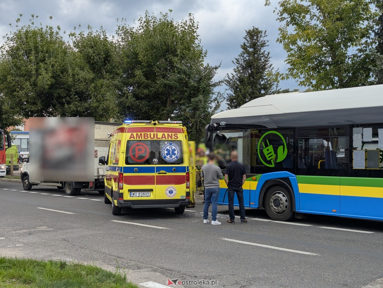 Kolizja z udziałem autobusu [31.07.2025] - zdjęcie #6 - eOstroleka.pl