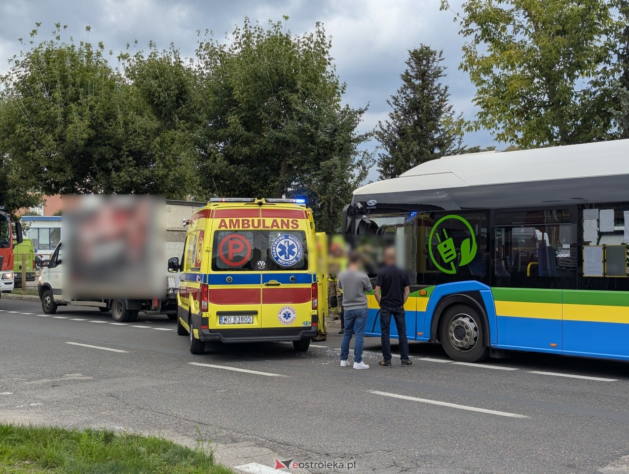 Kolizja z udziałem autobusu [31.07.2025] - zdjęcie #5 - eOstroleka.pl