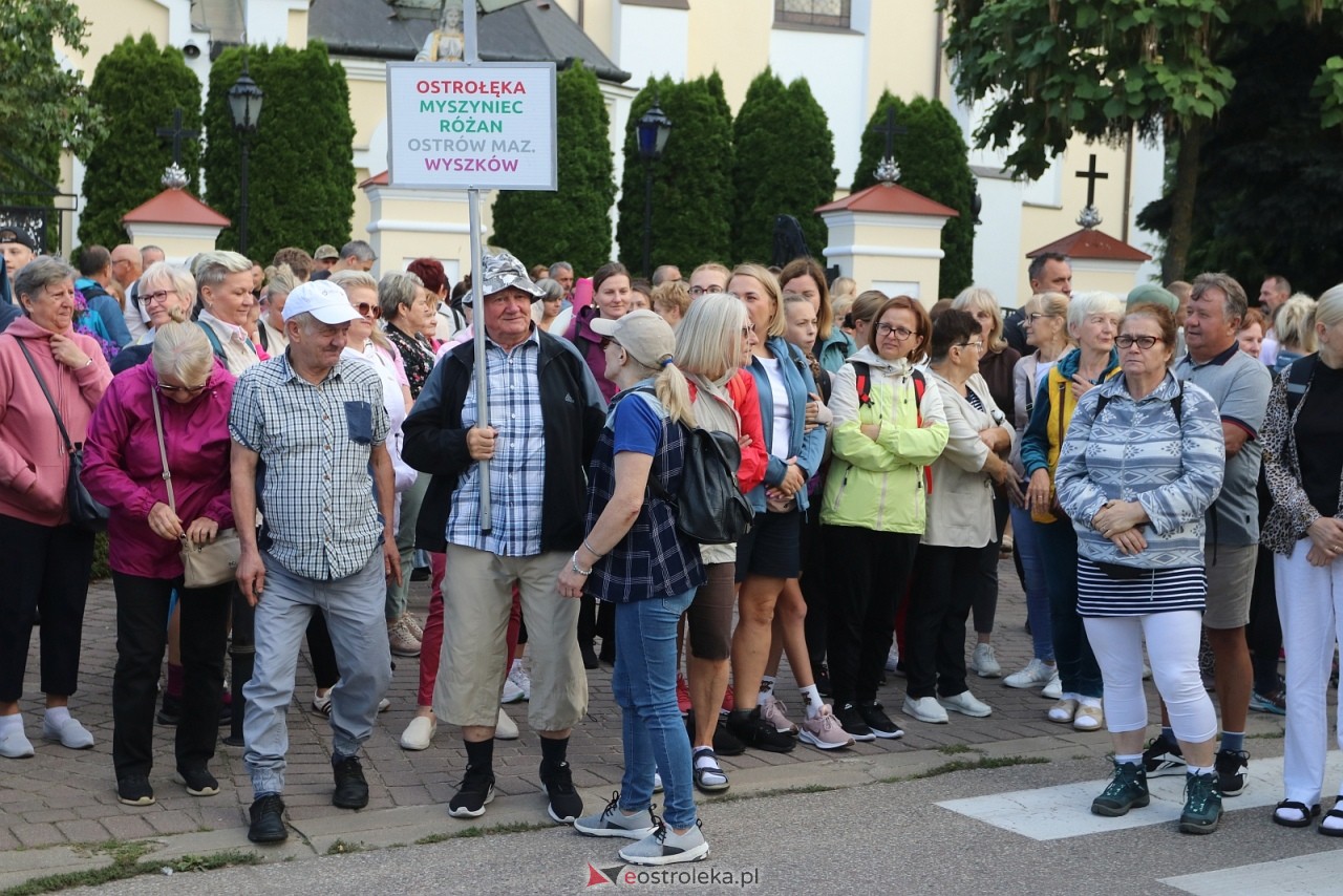 Pielgrzymka na Jasną Górę 2025 [01.08.2025] - zdjęcie #105 - eOstroleka.pl