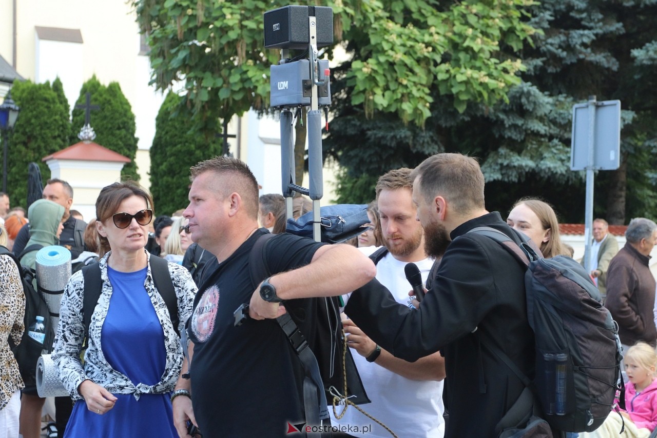 Pielgrzymka na Jasną Górę 2025 [01.08.2025] - zdjęcie #103 - eOstroleka.pl