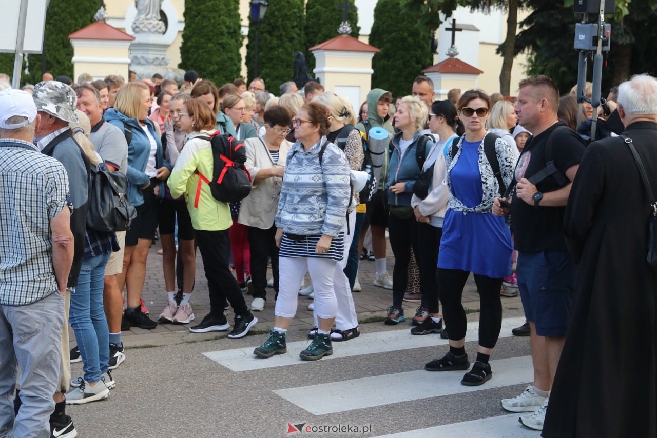 Pielgrzymka na Jasną Górę 2025 [01.08.2025] - zdjęcie #100 - eOstroleka.pl