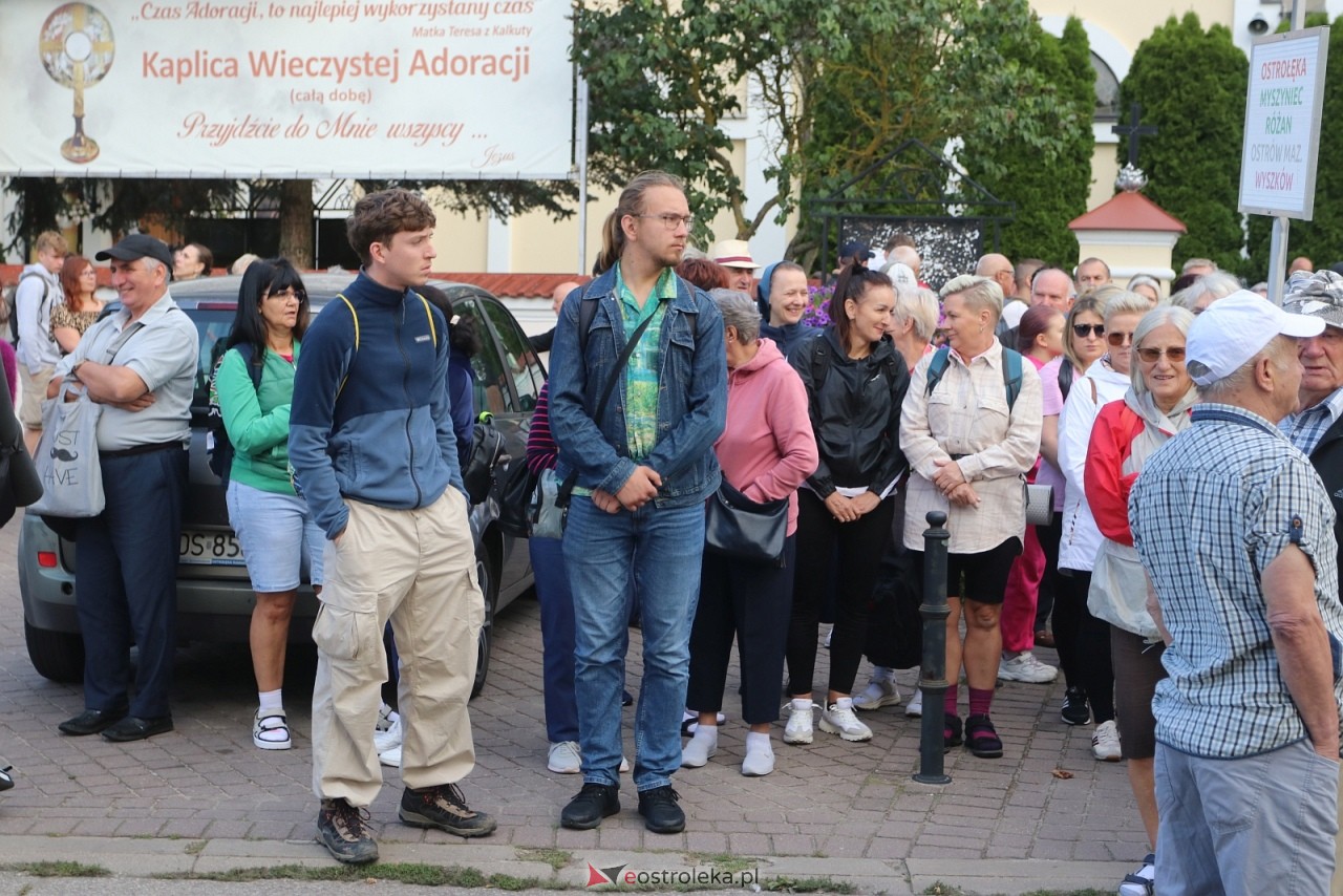Pielgrzymka na Jasną Górę 2025 [01.08.2025] - zdjęcie #99 - eOstroleka.pl
