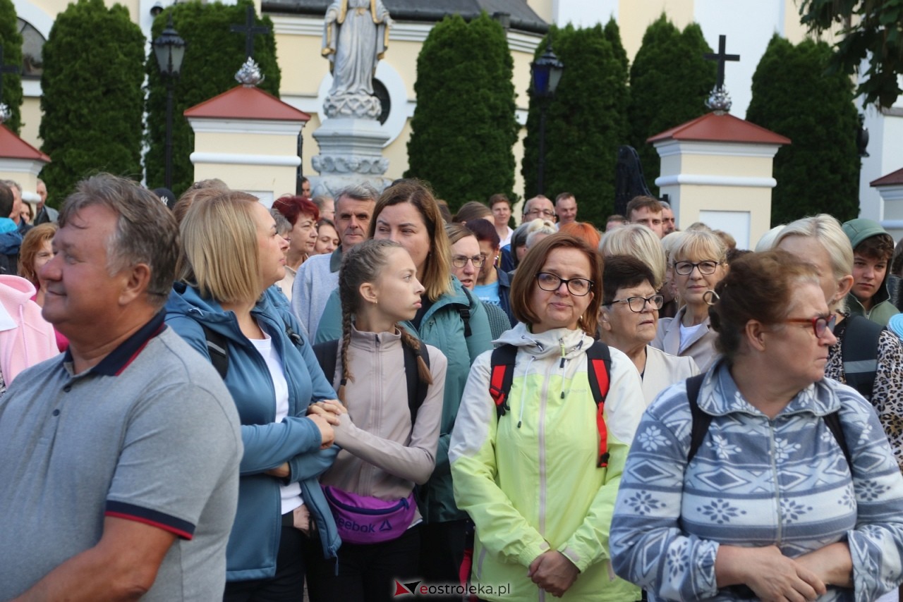 Pielgrzymka na Jasną Górę 2025 [01.08.2025] - zdjęcie #92 - eOstroleka.pl