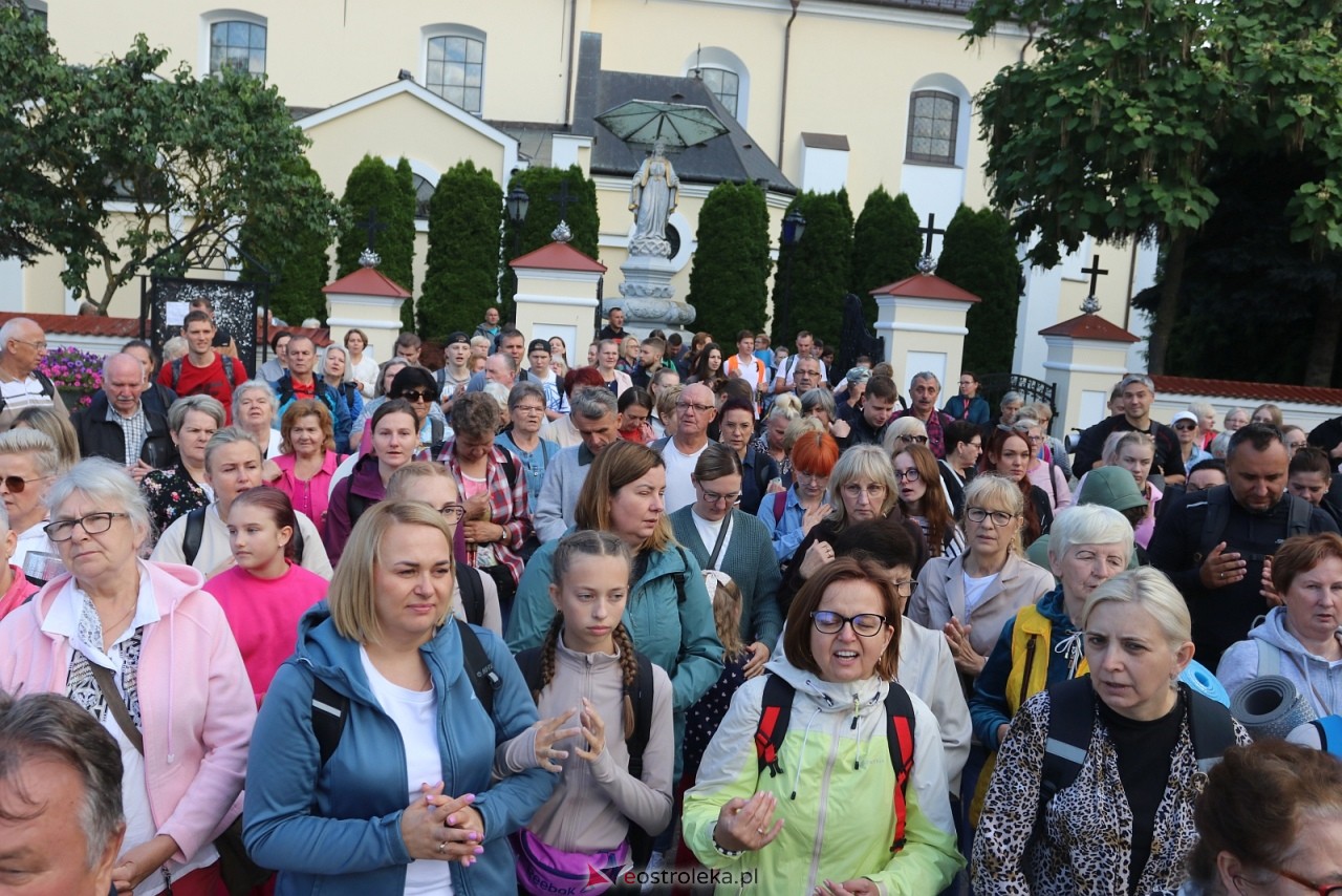 Pielgrzymka na Jasną Górę 2025 [01.08.2025] - zdjęcie #84 - eOstroleka.pl