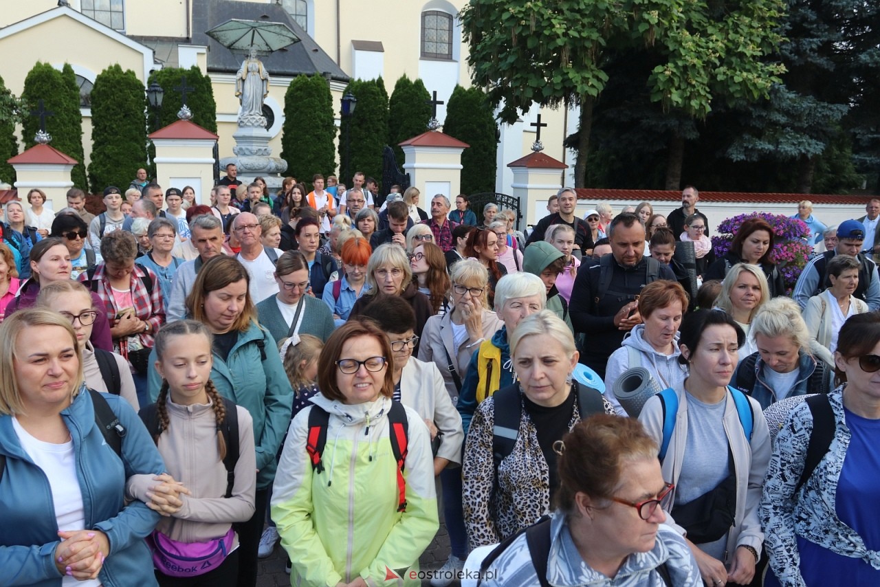 Pielgrzymka na Jasną Górę 2025 [01.08.2025] - zdjęcie #83 - eOstroleka.pl