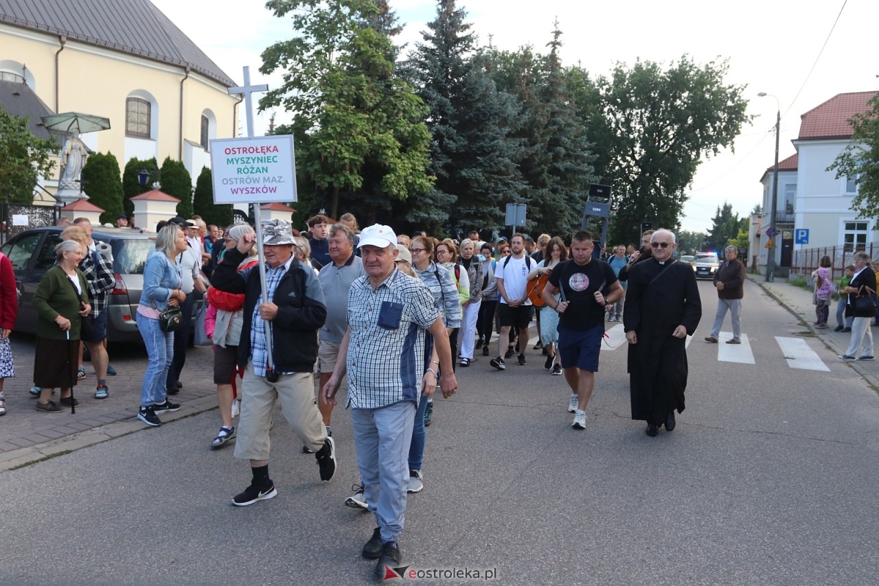 Pielgrzymka na Jasną Górę 2025 [01.08.2025] - zdjęcie #80 - eOstroleka.pl