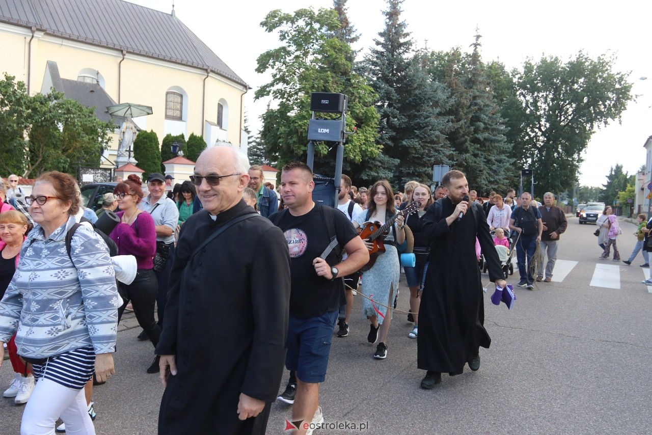 Pielgrzymka na Jasną Górę 2025 [01.08.2025] - zdjęcie #78 - eOstroleka.pl