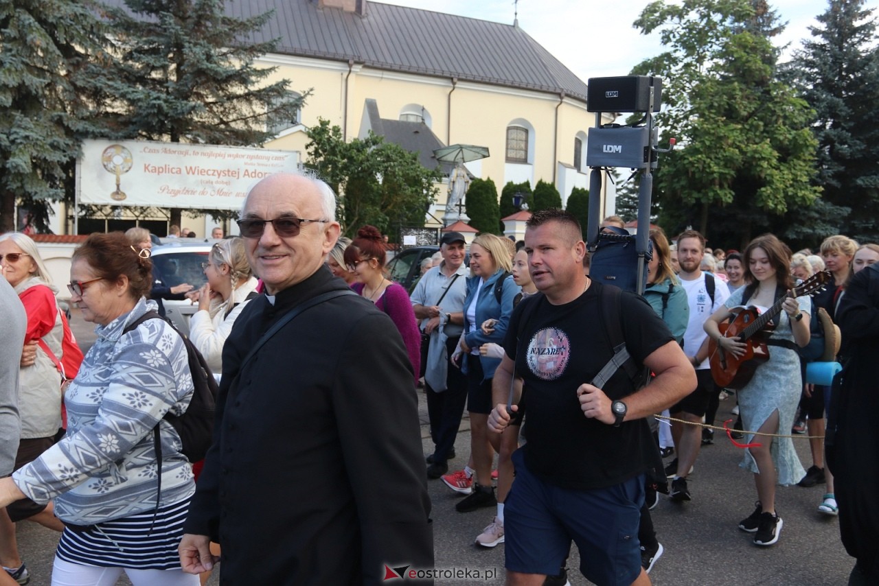 Pielgrzymka na Jasną Górę 2025 [01.08.2025] - zdjęcie #77 - eOstroleka.pl