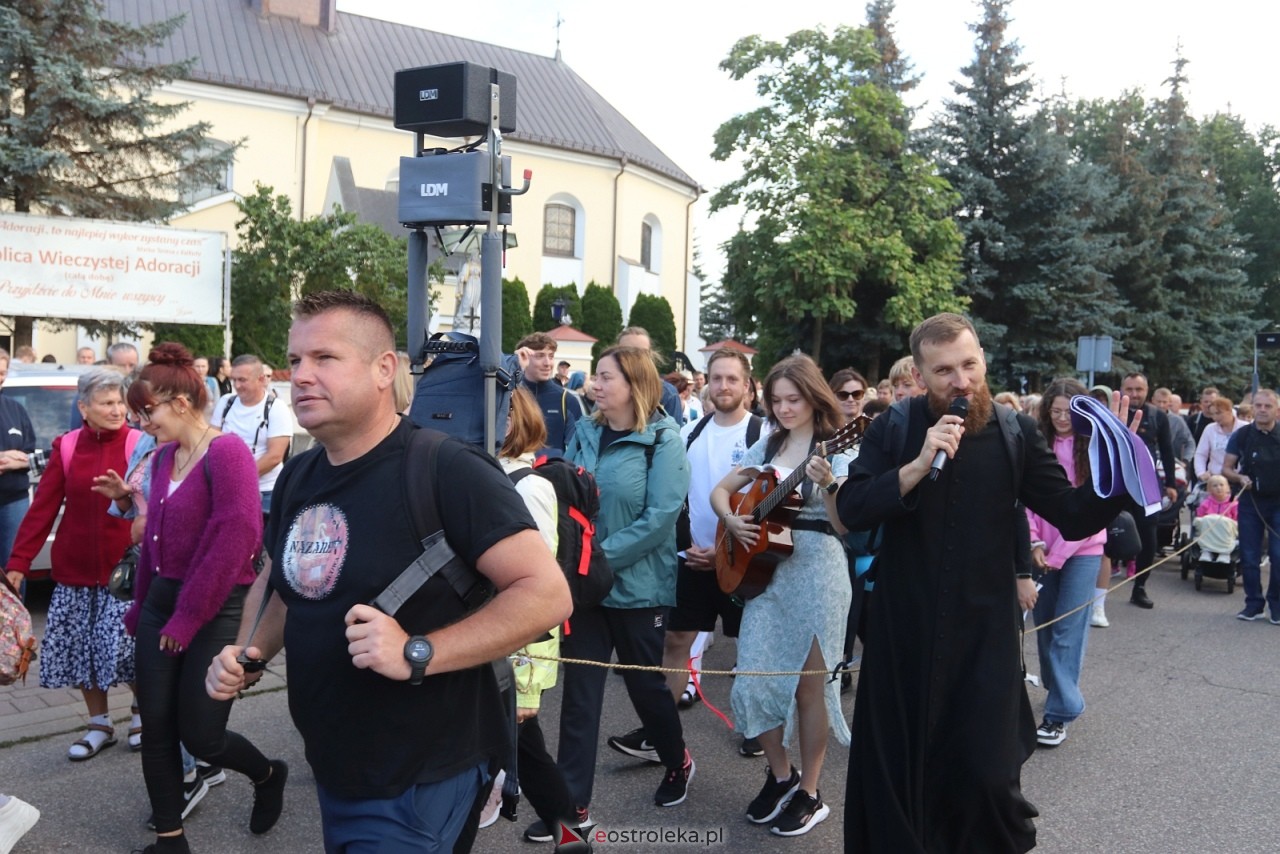 Pielgrzymka na Jasną Górę 2025 [01.08.2025] - zdjęcie #76 - eOstroleka.pl