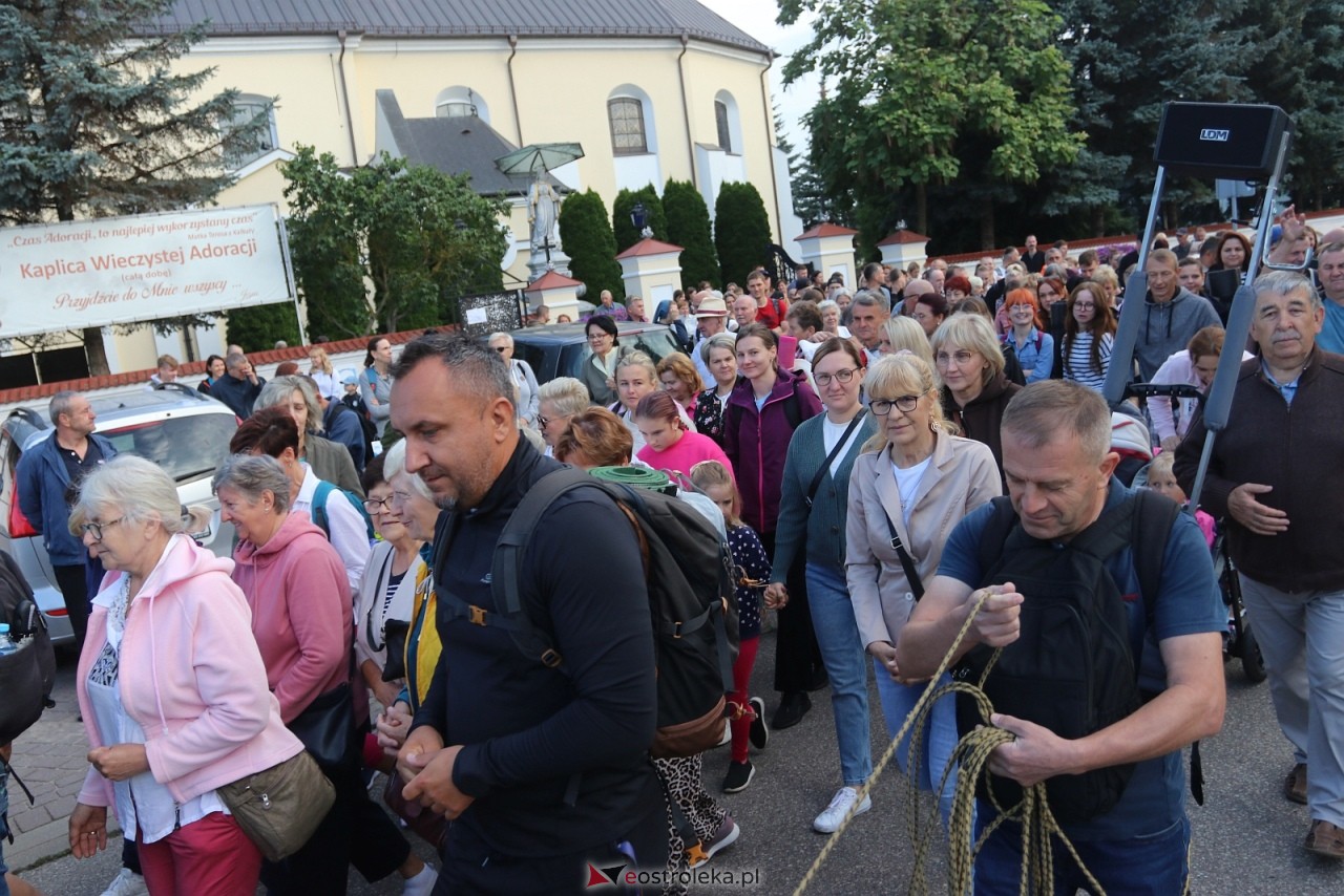 Pielgrzymka na Jasną Górę 2025 [01.08.2025] - zdjęcie #70 - eOstroleka.pl
