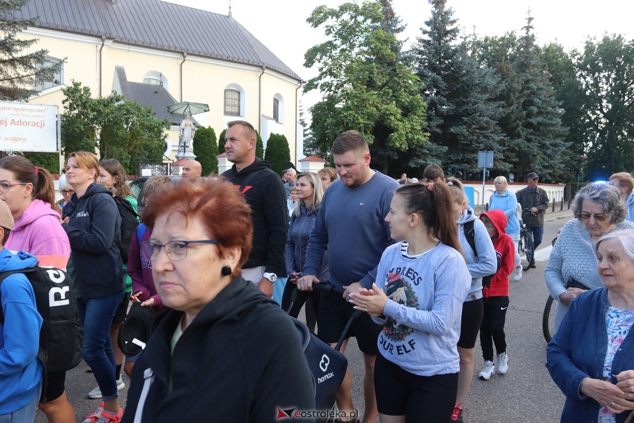 Pielgrzymka na Jasną Górę 2025 [01.08.2025] - zdjęcie #55 - eOstroleka.pl