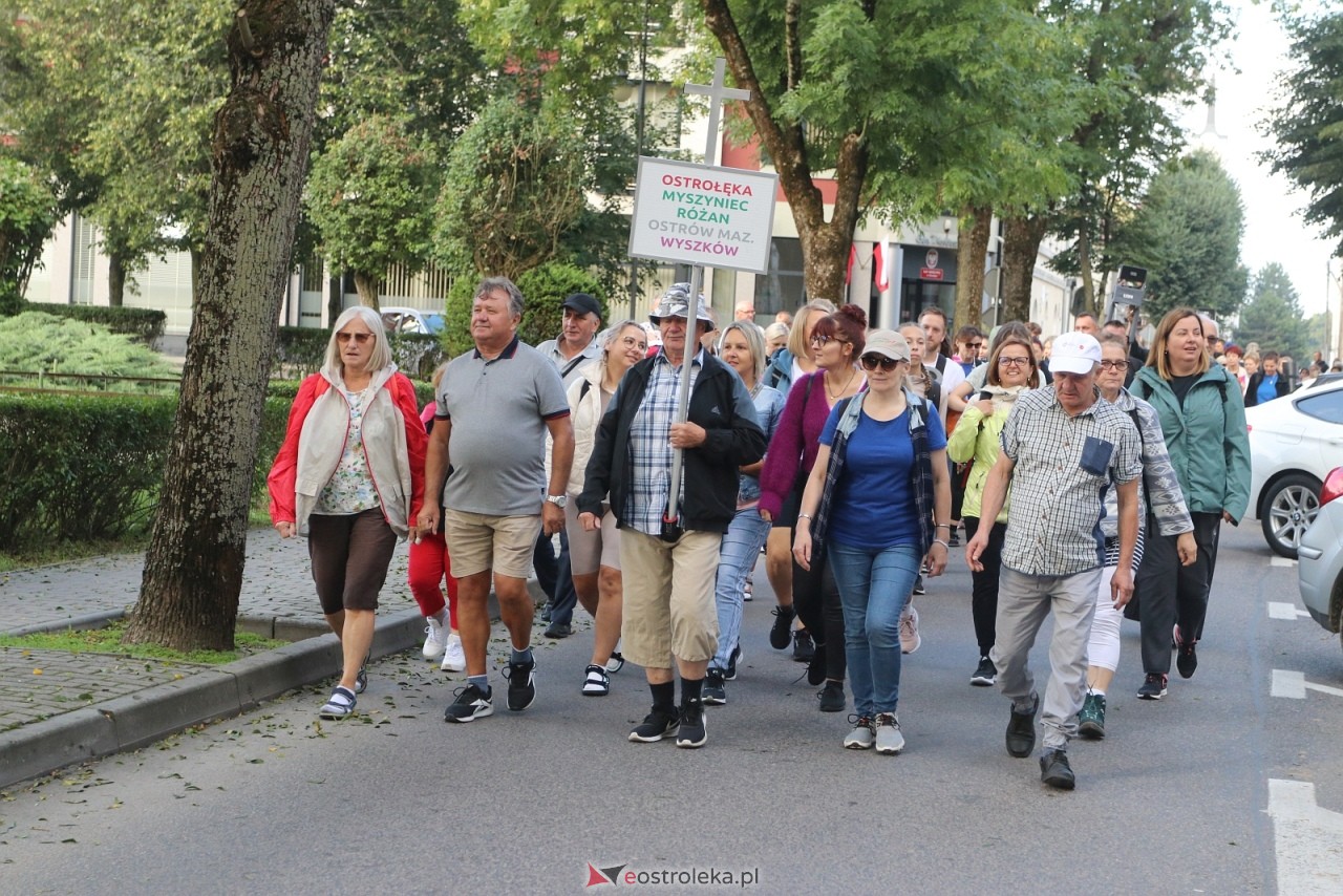 Pielgrzymka na Jasną Górę 2025 [01.08.2025] - zdjęcie #53 - eOstroleka.pl