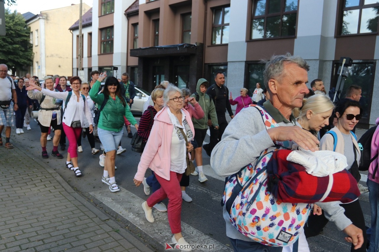 Pielgrzymka na Jasną Górę 2025 [01.08.2025] - zdjęcie #48 - eOstroleka.pl