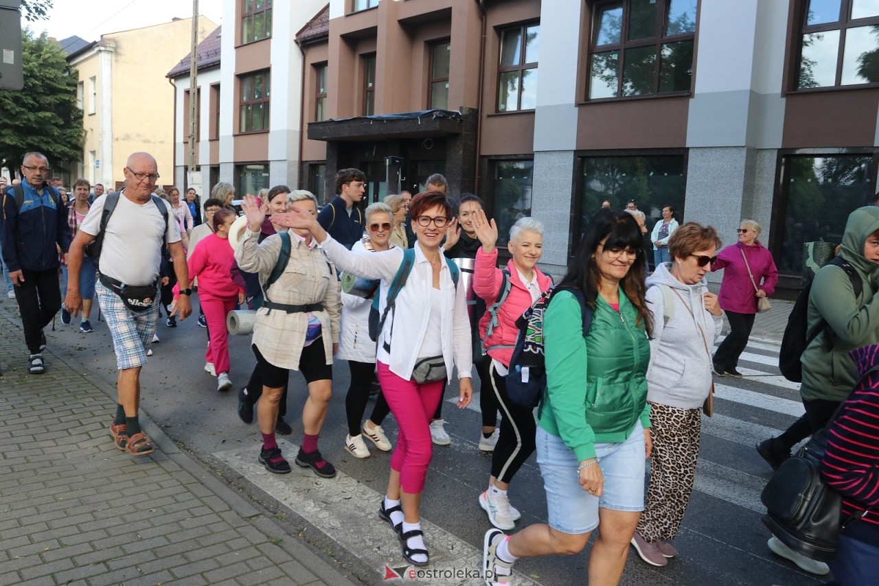 Pielgrzymka na Jasną Górę 2025 [01.08.2025] - zdjęcie #47 - eOstroleka.pl