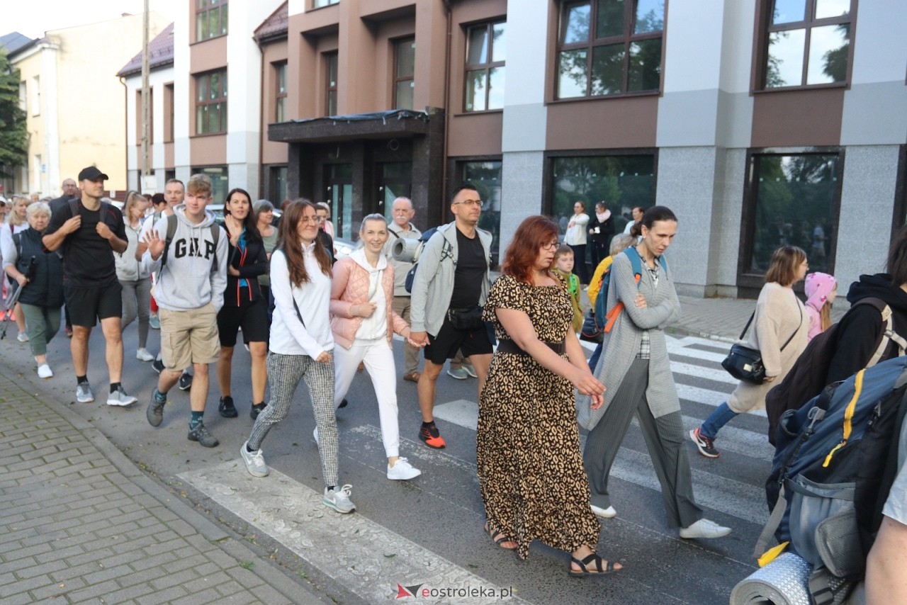 Pielgrzymka na Jasną Górę 2025 [01.08.2025] - zdjęcie #31 - eOstroleka.pl