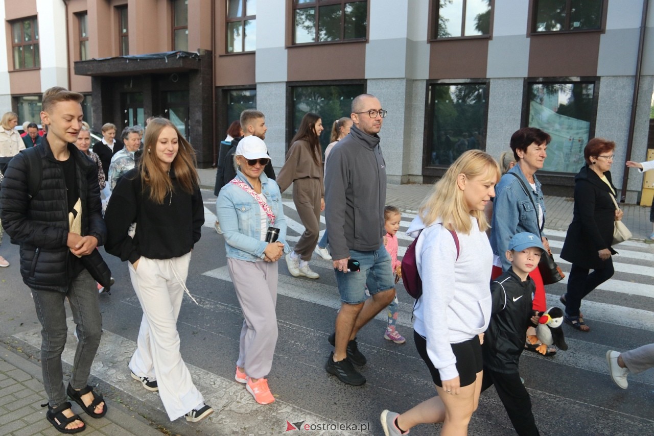 Pielgrzymka na Jasną Górę 2025 [01.08.2025] - zdjęcie #25 - eOstroleka.pl