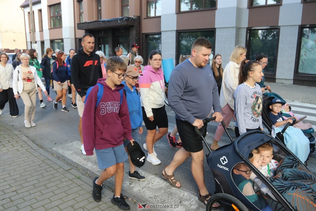 Pielgrzymka na Jasną Górę 2025 [01.08.2025] - zdjęcie #20 - eOstroleka.pl