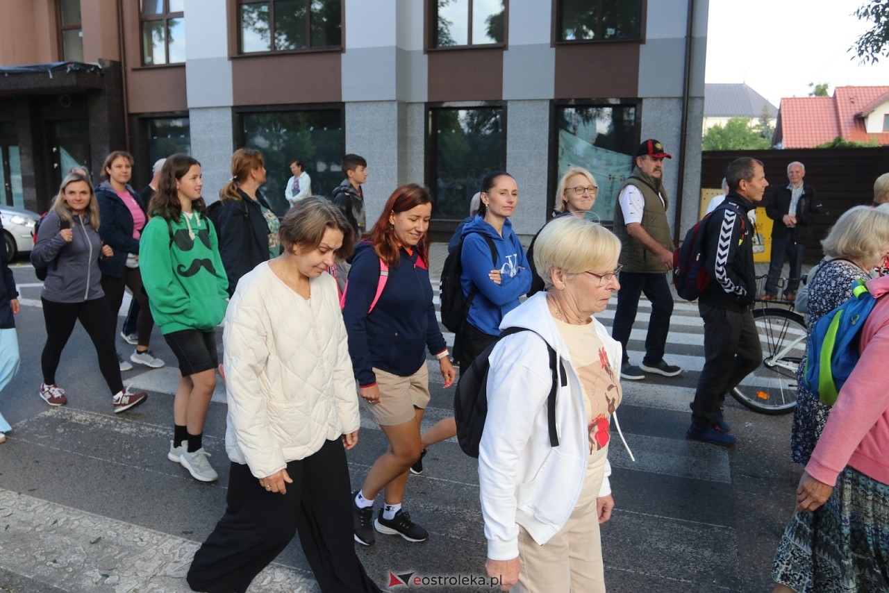 Pielgrzymka na Jasną Górę 2025 [01.08.2025] - zdjęcie #17 - eOstroleka.pl
