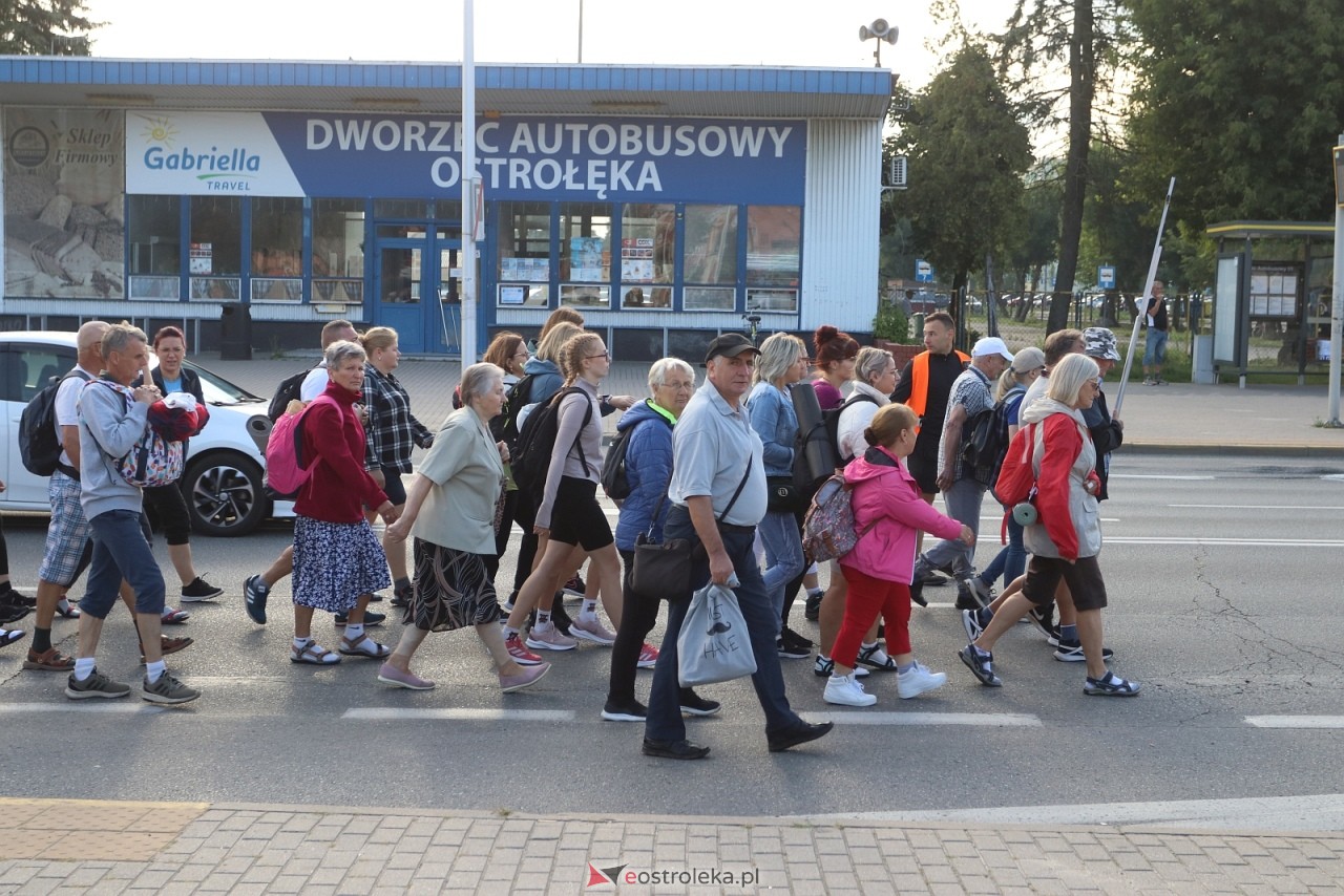 Pielgrzymka na Jasną Górę 2025 [01.08.2025] - zdjęcie #14 - eOstroleka.pl