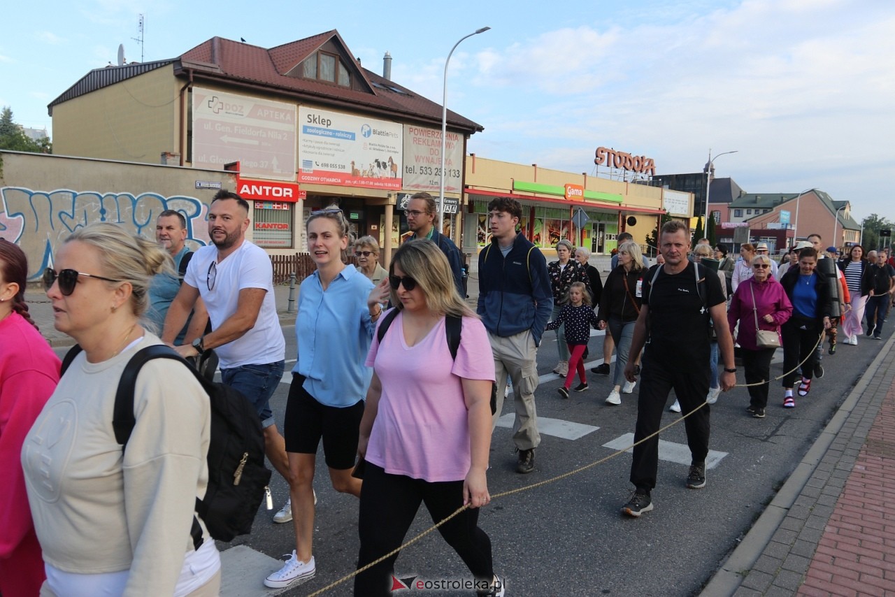 Pielgrzymka na Jasną Górę 2025 [01.08.2025] - zdjęcie #9 - eOstroleka.pl
