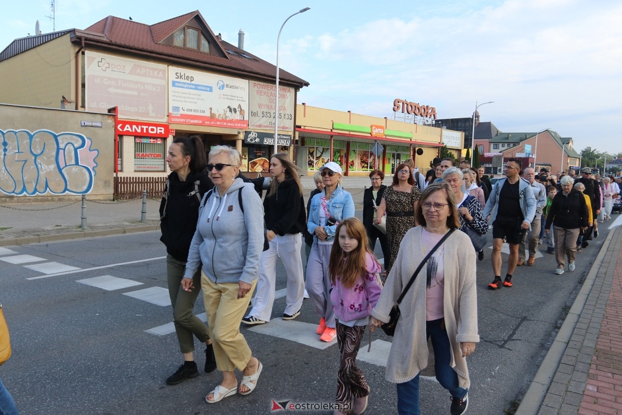 Pielgrzymka na Jasną Górę 2025 [01.08.2025] - zdjęcie #3 - eOstroleka.pl