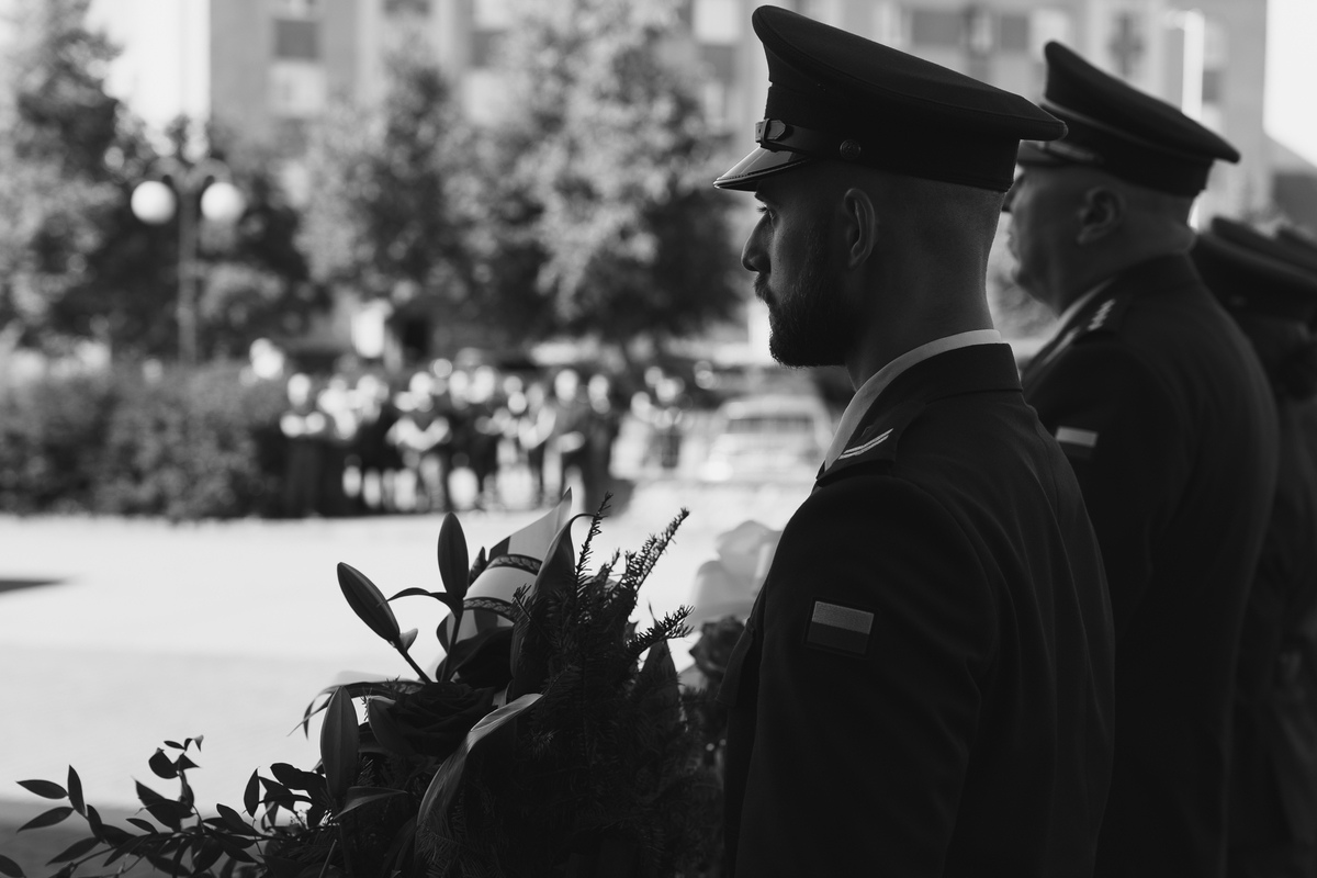 Pogrzeb śp. Waldemara Kowalewskiego [31.07.2025] - zdjęcie #24 - eOstroleka.pl