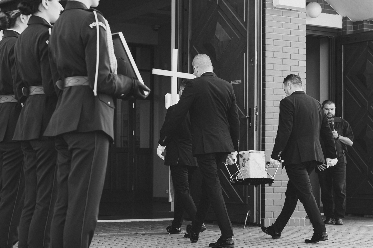 Pogrzeb śp. Waldemara Kowalewskiego [31.07.2025] - zdjęcie #20 - eOstroleka.pl