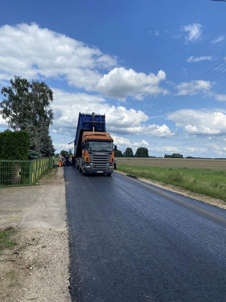 Drogowe inwestycje w gminie Czerwin [01.08.2025] - zdjęcie #10 - eOstroleka.pl