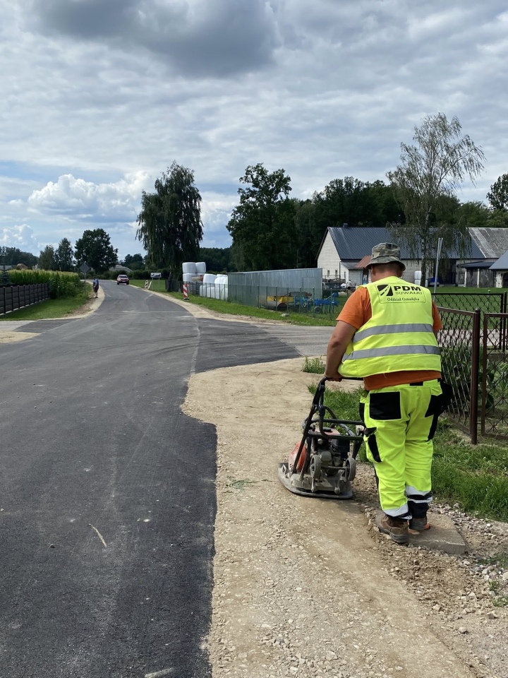 Drogowe inwestycje w gminie Czerwin [01.08.2025] - zdjęcie #5 - eOstroleka.pl