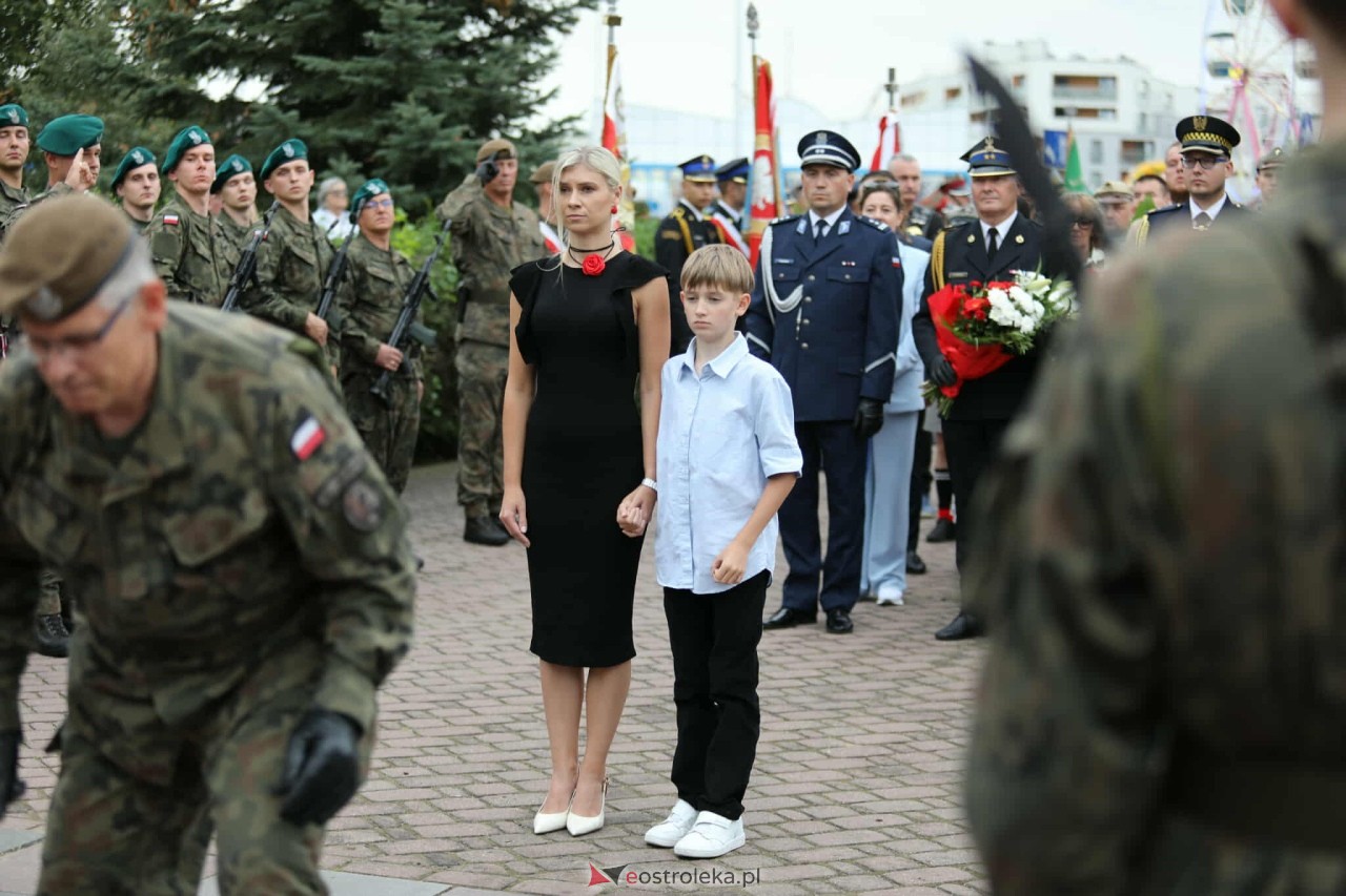 Godzina W i hołd dla Powstańców Warszawy w Ostrołęce [01.08.2025] - zdjęcie #168 - eOstroleka.pl