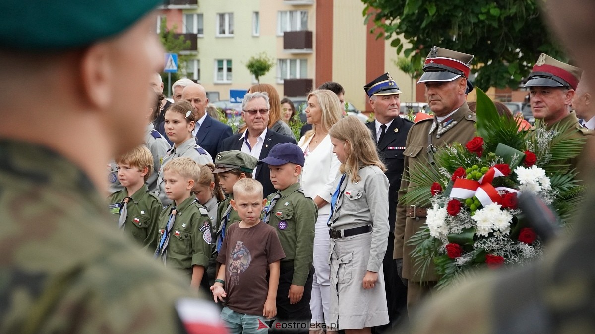 Godzina W i hołd dla Powstańców Warszawy w Ostrołęce [01.08.2025] - zdjęcie #157 - eOstroleka.pl