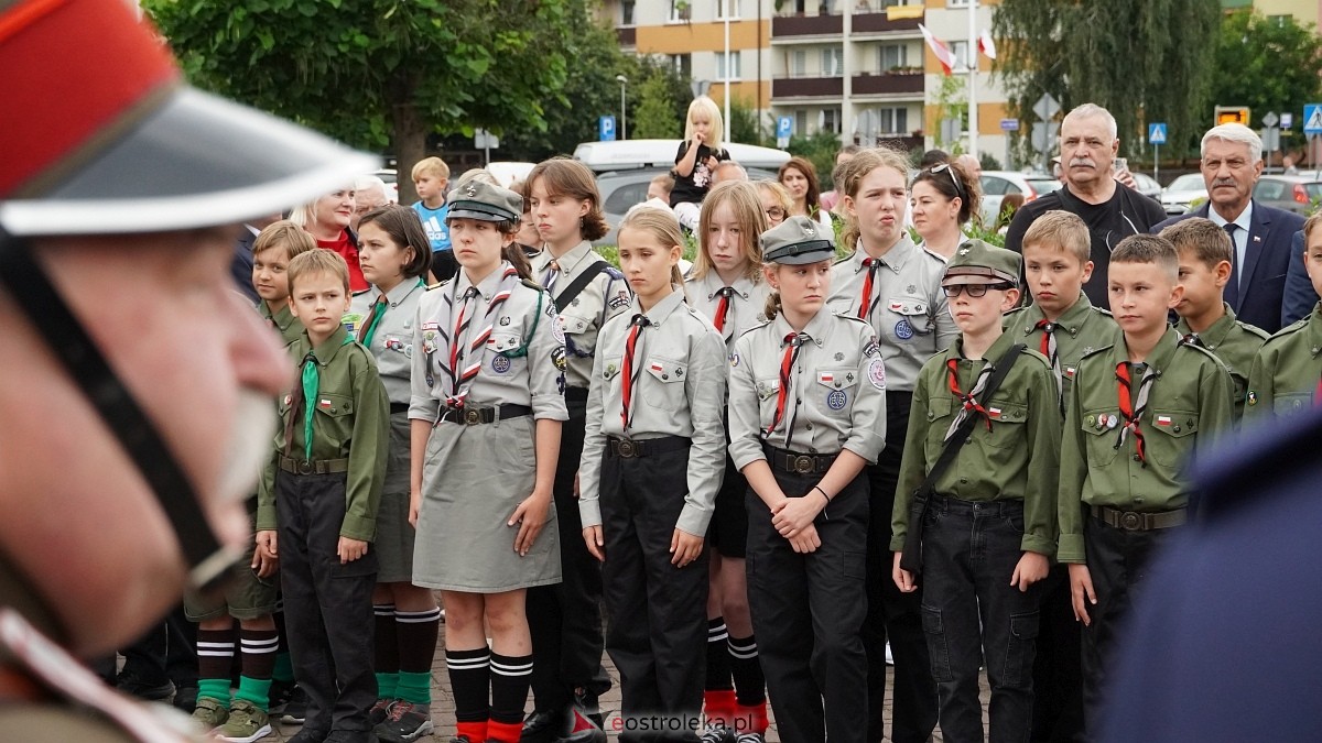 Godzina W i hołd dla Powstańców Warszawy w Ostrołęce [01.08.2025] - zdjęcie #145 - eOstroleka.pl