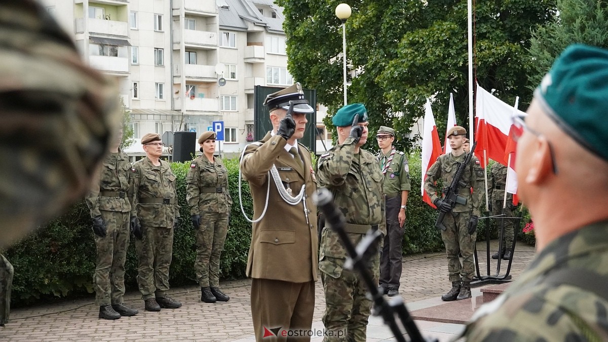 Godzina W i hołd dla Powstańców Warszawy w Ostrołęce [01.08.2025] - zdjęcie #123 - eOstroleka.pl