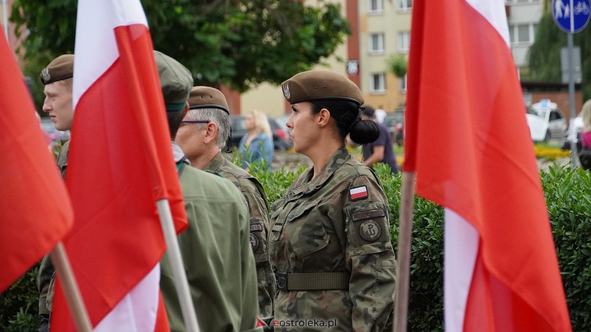 Godzina W i hołd dla Powstańców Warszawy w Ostrołęce [01.08.2025] - zdjęcie #118 - eOstroleka.pl