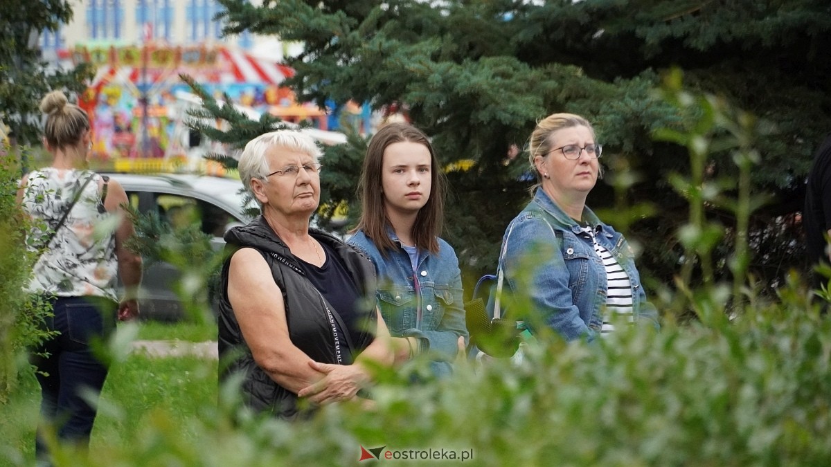 Godzina W i hołd dla Powstańców Warszawy w Ostrołęce [01.08.2025] - zdjęcie #75 - eOstroleka.pl