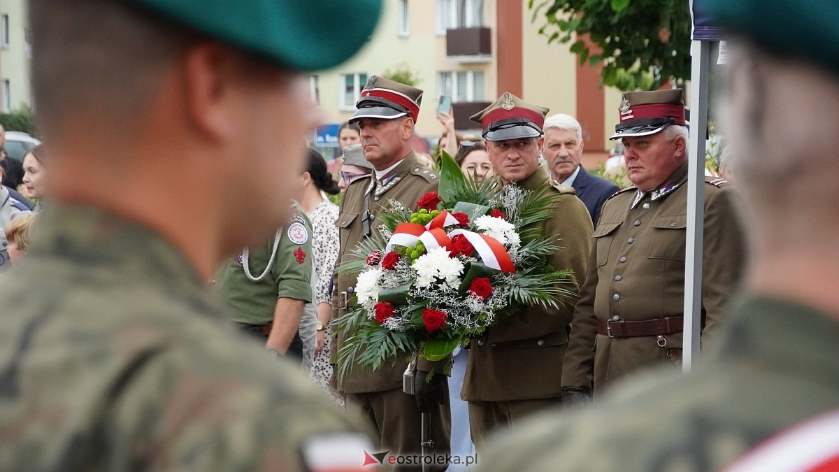 Godzina W i hołd dla Powstańców Warszawy w Ostrołęce [01.08.2025] - zdjęcie #74 - eOstroleka.pl
