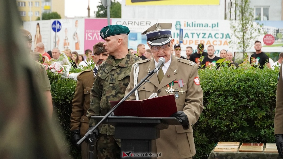 Godzina W i hołd dla Powstańców Warszawy w Ostrołęce [01.08.2025] - zdjęcie #72 - eOstroleka.pl