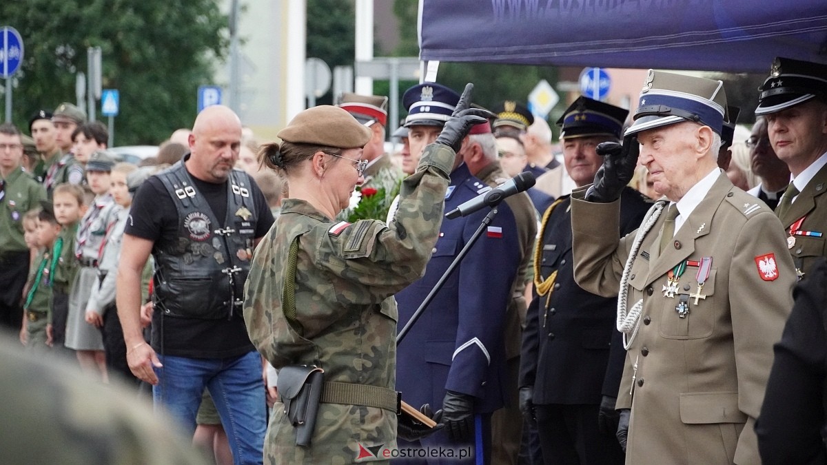Godzina W i hołd dla Powstańców Warszawy w Ostrołęce [01.08.2025] - zdjęcie #59 - eOstroleka.pl