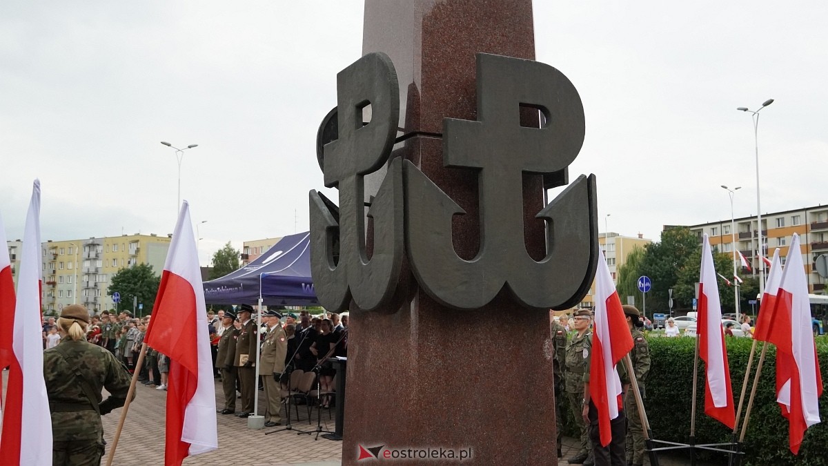 Godzina W i hołd dla Powstańców Warszawy w Ostrołęce [01.08.2025] - zdjęcie #52 - eOstroleka.pl