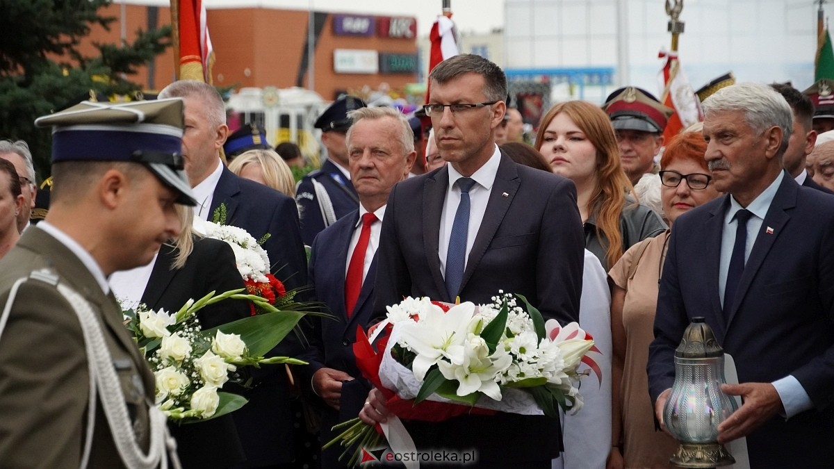Godzina W i hołd dla Powstańców Warszawy w Ostrołęce [01.08.2025] - zdjęcie #36 - eOstroleka.pl