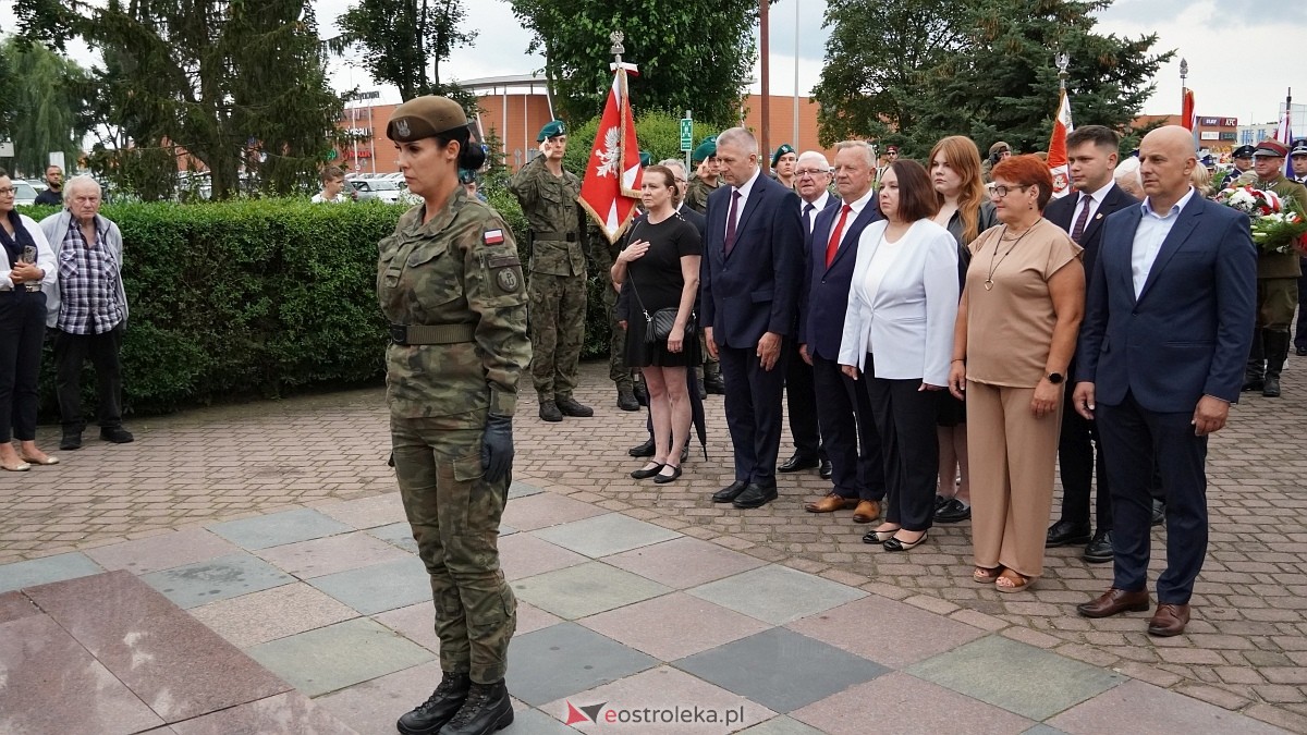 Godzina W i hołd dla Powstańców Warszawy w Ostrołęce [01.08.2025] - zdjęcie #25 - eOstroleka.pl