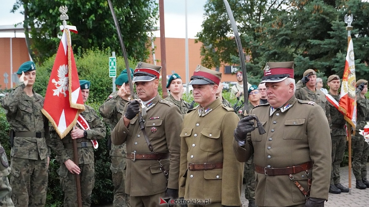 Godzina W i hołd dla Powstańców Warszawy w Ostrołęce [01.08.2025] - zdjęcie #18 - eOstroleka.pl
