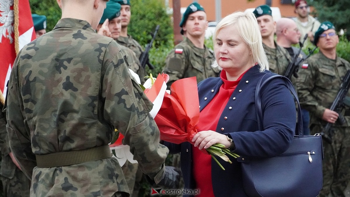Godzina W i hołd dla Powstańców Warszawy w Ostrołęce [01.08.2025] - zdjęcie #16 - eOstroleka.pl